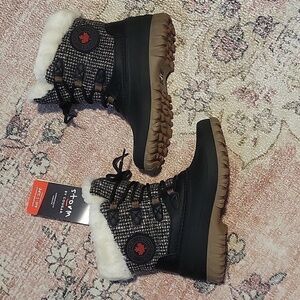 Storm by Cougar Women's Cabin Black Pull On Ankle Lace Up Waterproof Boot Size 6